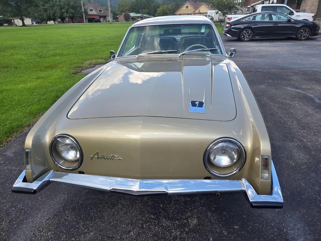 1963 Studebaker Avanti R2 Coupe Stock #2224077