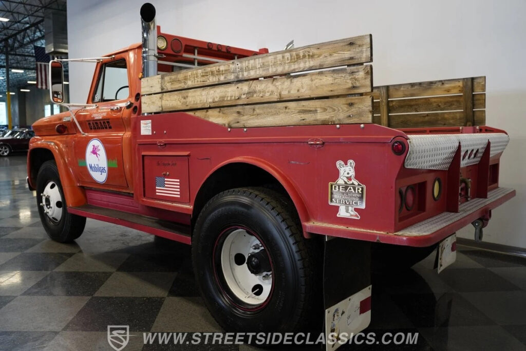 1965 Chevrolet C60 Dually