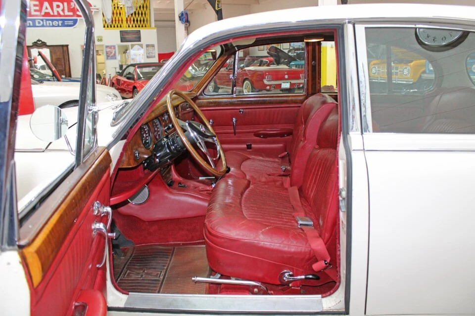 1965 Jaguar S-Type 3.8 Sedan