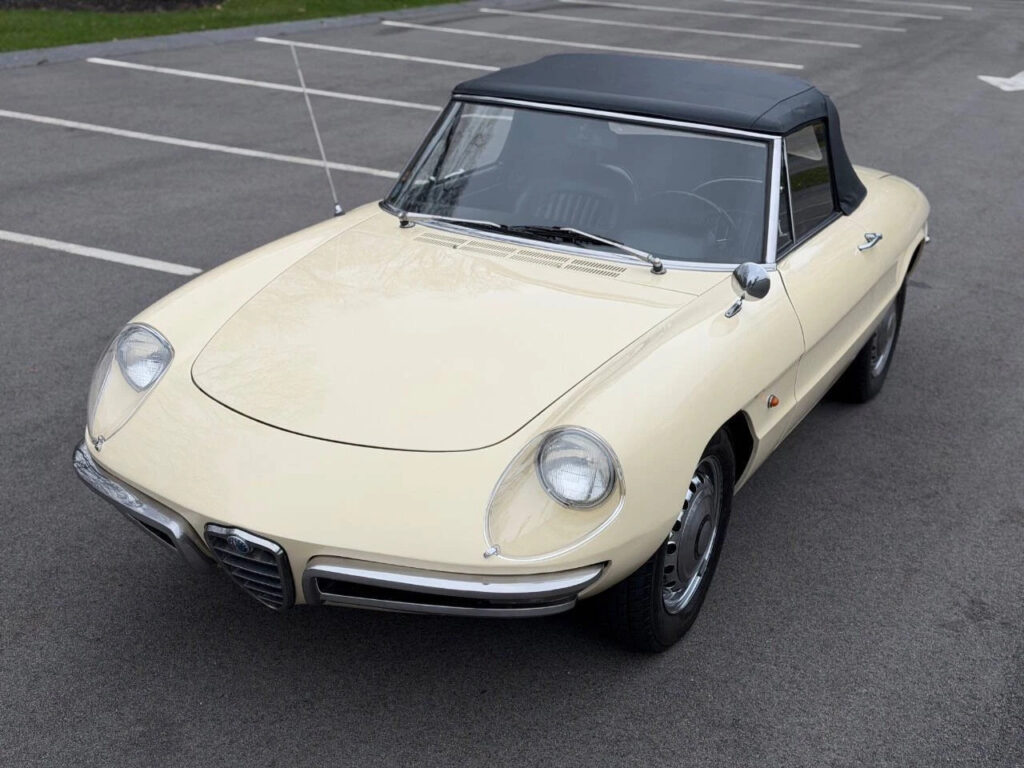 1967 Alfa Romeo Duetto Boat-Tail Spider