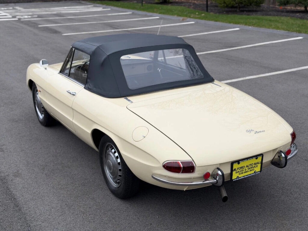 1967 Alfa Romeo Duetto Boat-Tail Spider