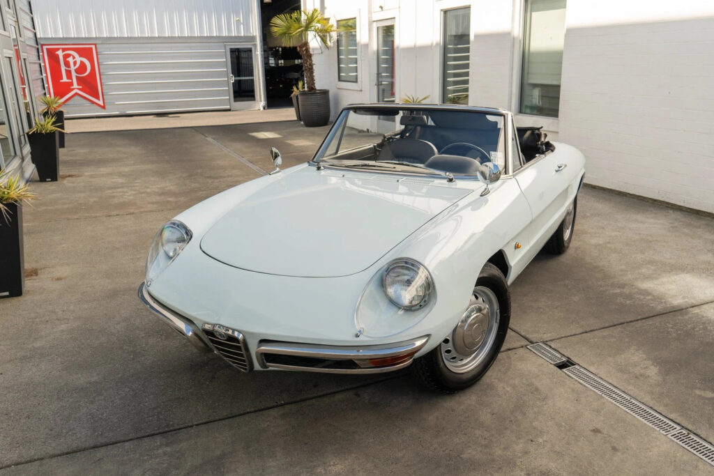 1967 Alfa Romeo Spider Duetto 1600