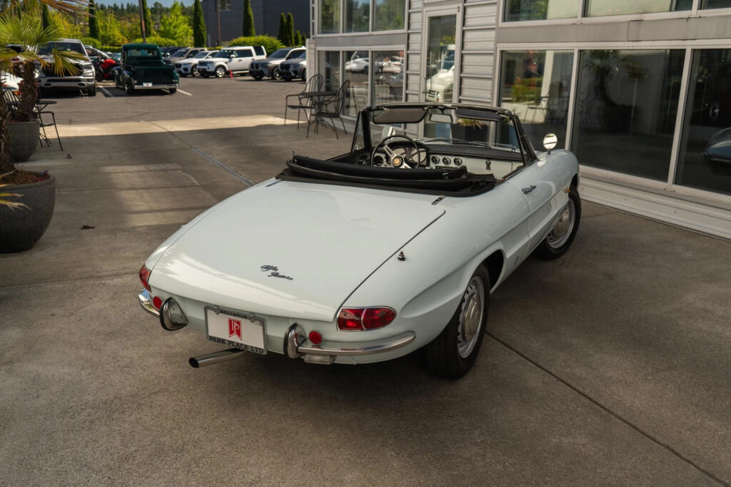 1967 Alfa Romeo Spider Duetto 1600