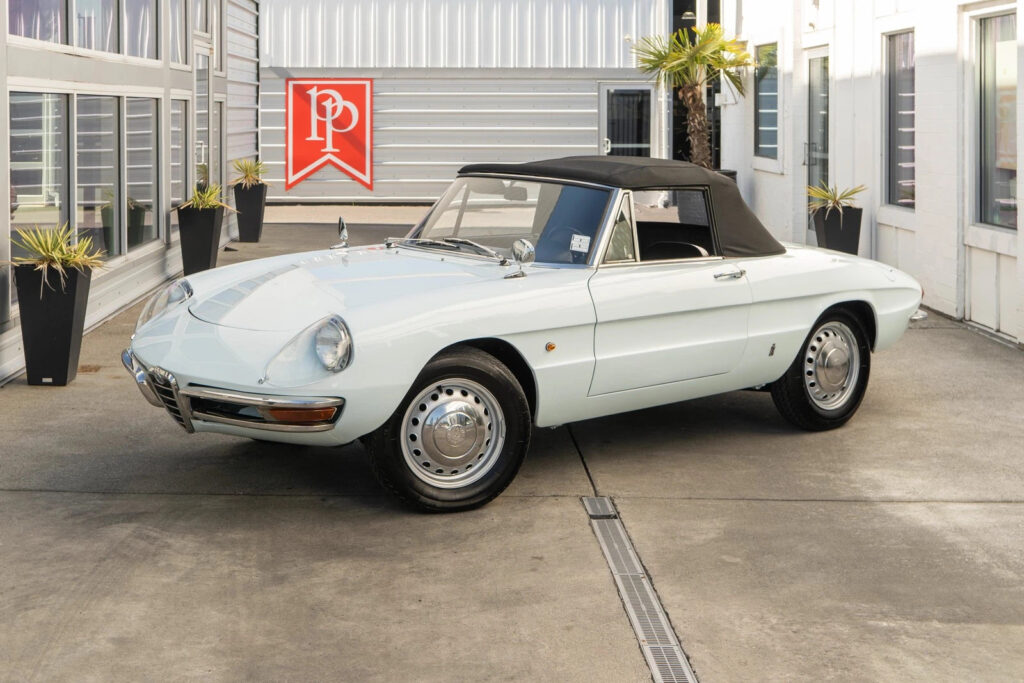 1967 Alfa Romeo Spider Duetto 1600