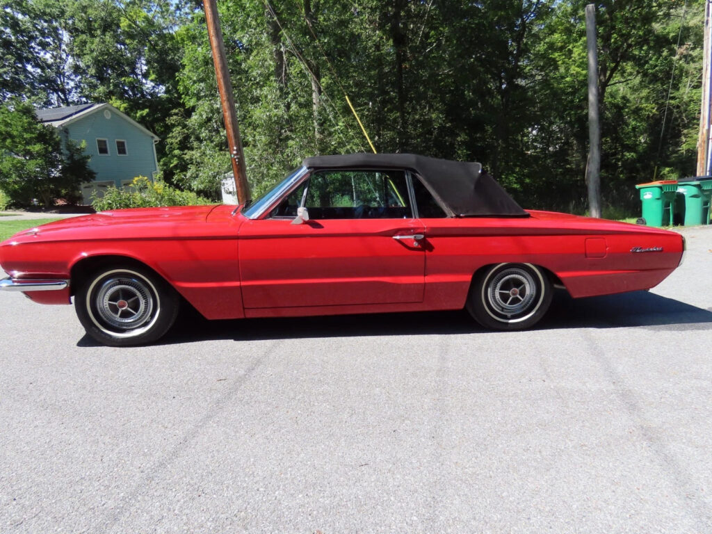 1966 Ford Thunderbird