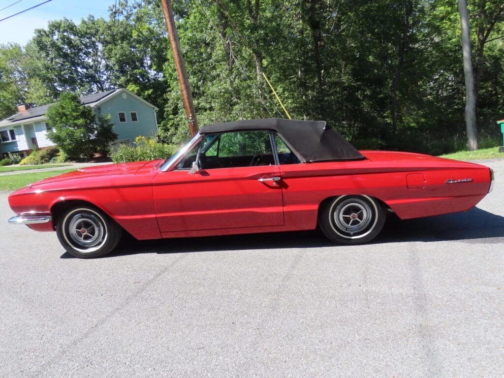1966 Ford Thunderbird
