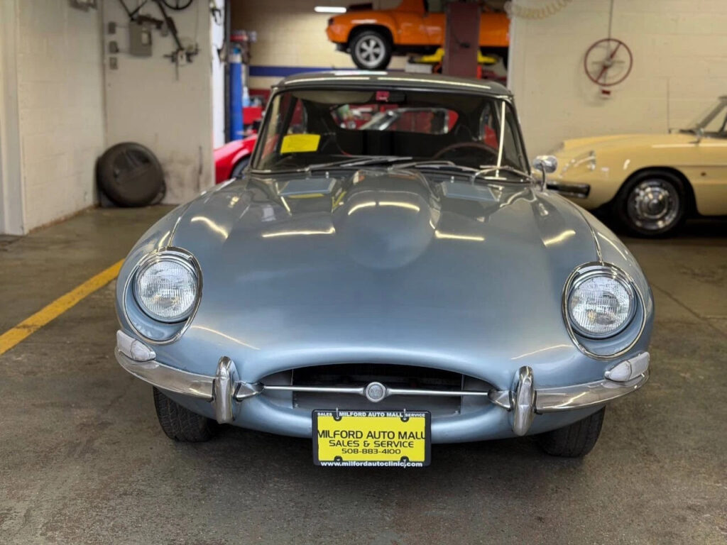 1968 Jaguar E-Type 2+2
