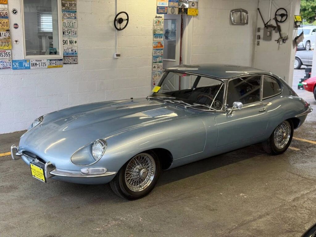 1968 Jaguar E-Type 2+2